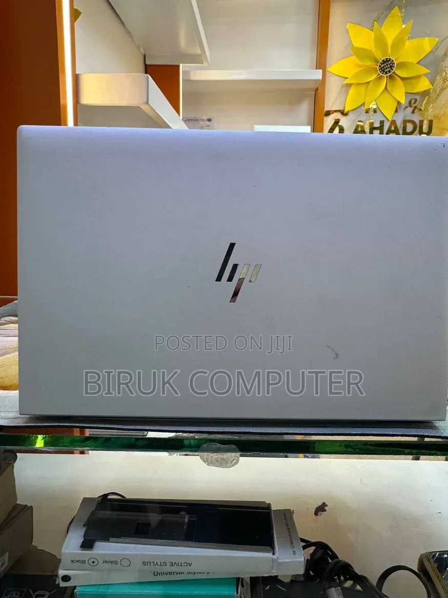New Laptop HP EliteBook 840 G7 16GB Intel Core i7 SSD 512GB