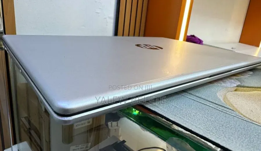 New Laptop HP Stream Notebook 16GB Intel Core i7 SSD 512GB