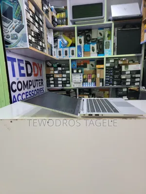 New Laptop HP EliteBook 830 16GB Intel Core i7 SSD 512GB