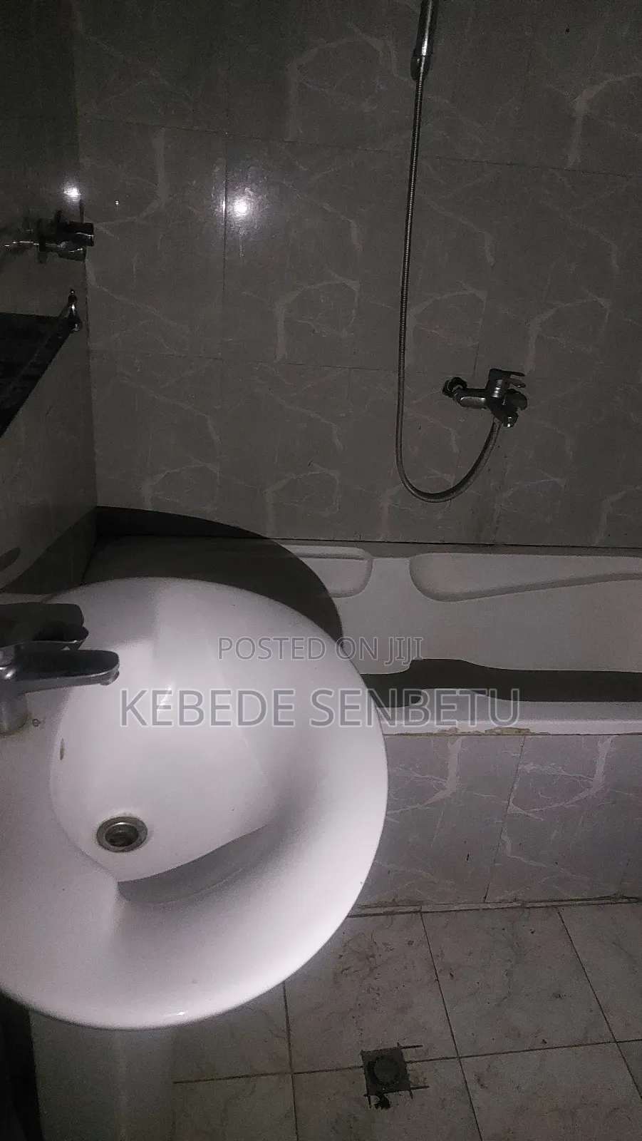 3bdrm House in Oromia, Bole for rent