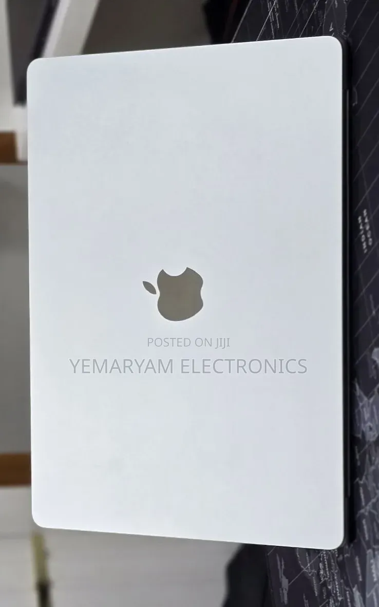 New Laptop Apple MacBook Air 2026 M5 16GB Apple M5 SSD 512GB