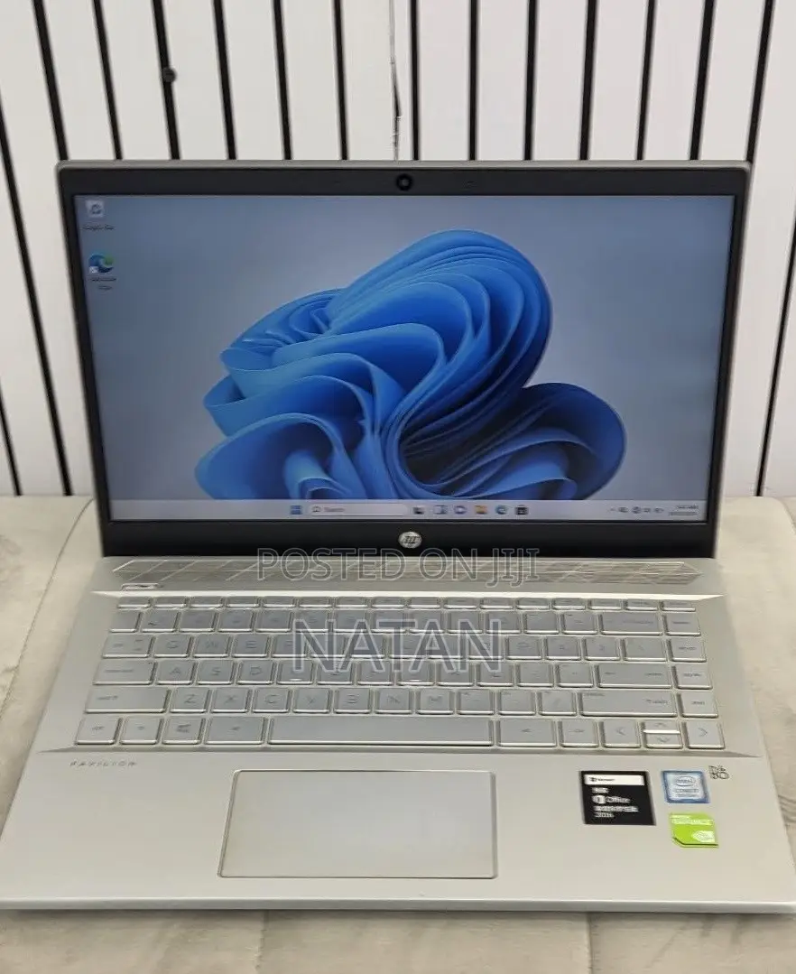 New Laptop HP Pavilion 14 16GB Intel Core i7 SSD 512GB