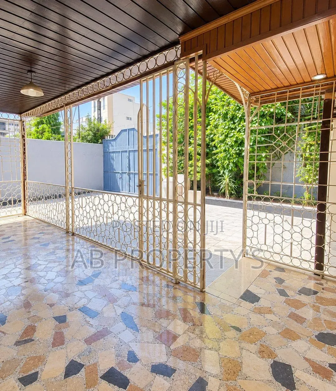 Furnished 7bdrm Villa in Wollo Sefer, Bole for sale