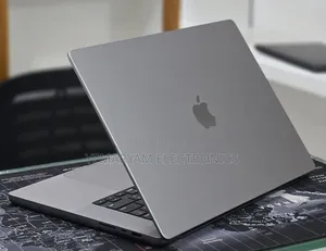 New Laptop Apple MacBook Pro 2023 M2 16GB Apple M2 SSD 1T
