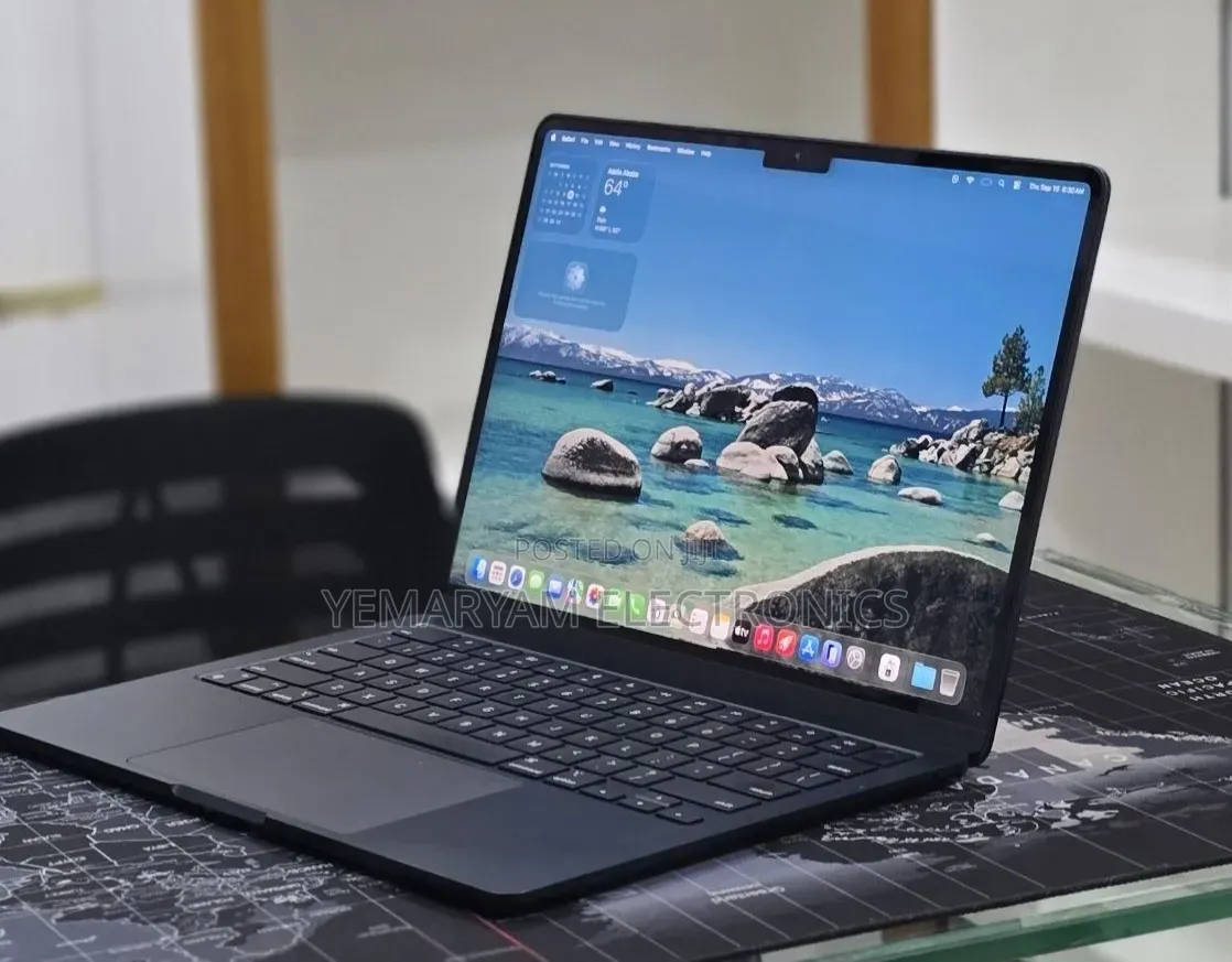 New Laptop Apple MacBook Air 2025 M4 16GB Apple M4 SSD 256GB