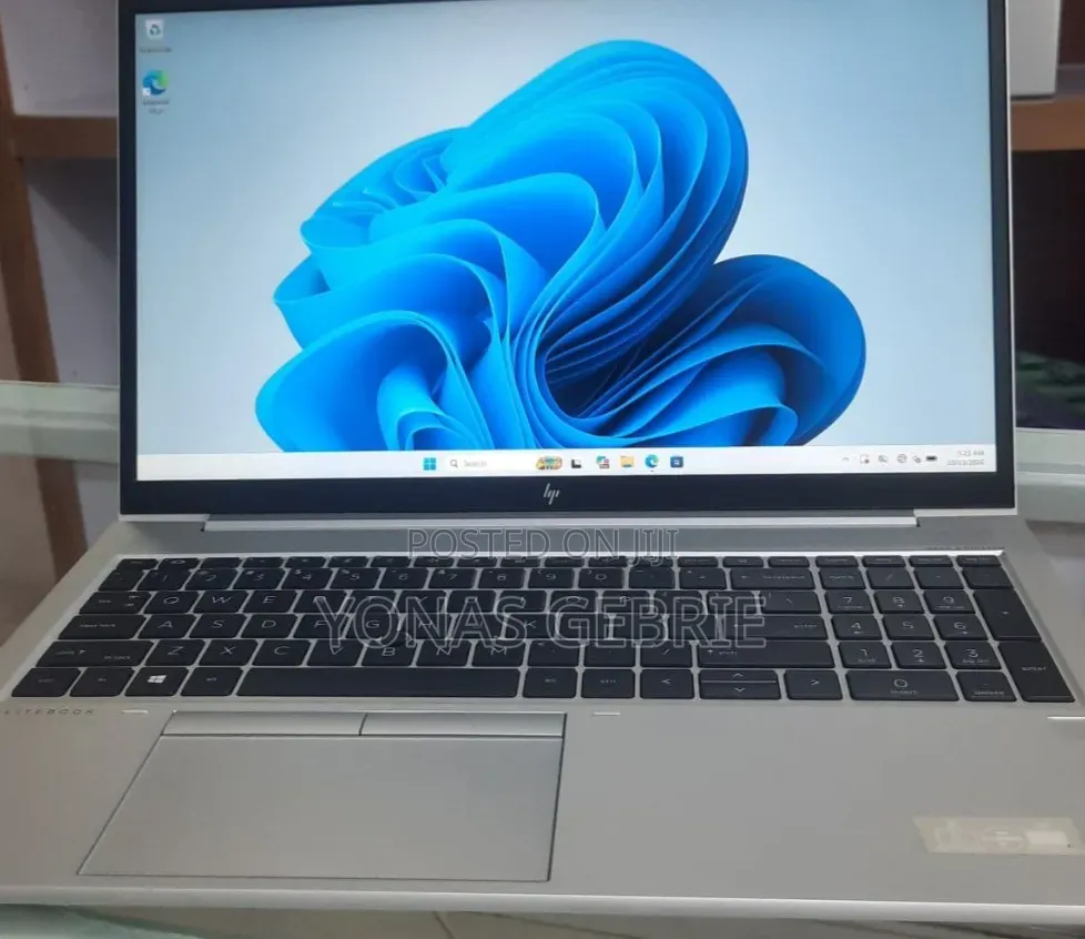 New Laptop HP 16GB Intel Core i7 SSD 512GB