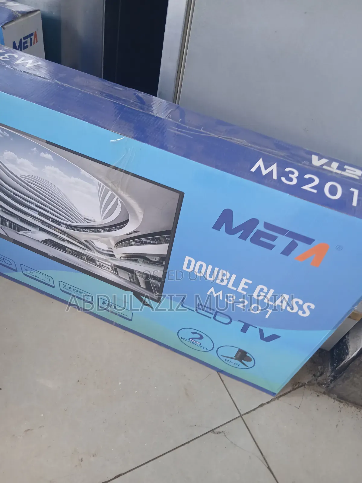 META 32 Inche Double Scrine TV
