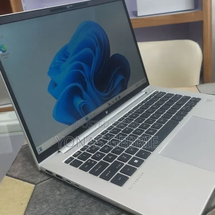 New Laptop HP EliteBook 840 16GB Intel Core i7 SSD 512GB