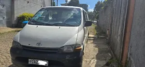 Toyota Grand HiAce 1999 White