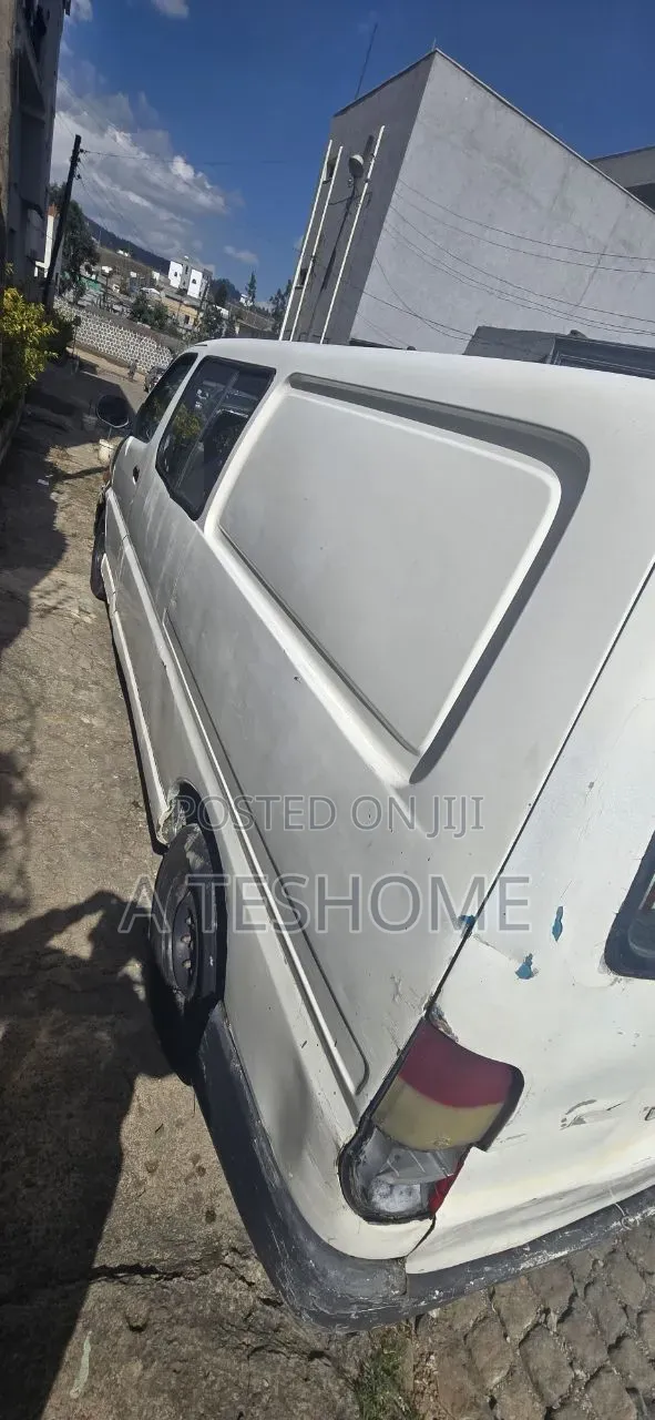 Toyota Grand HiAce 1999 White