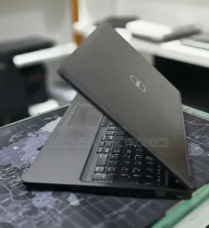 New Laptop Dell Latitude 15 5000 8GB Intel Core i7 SSD 256GB