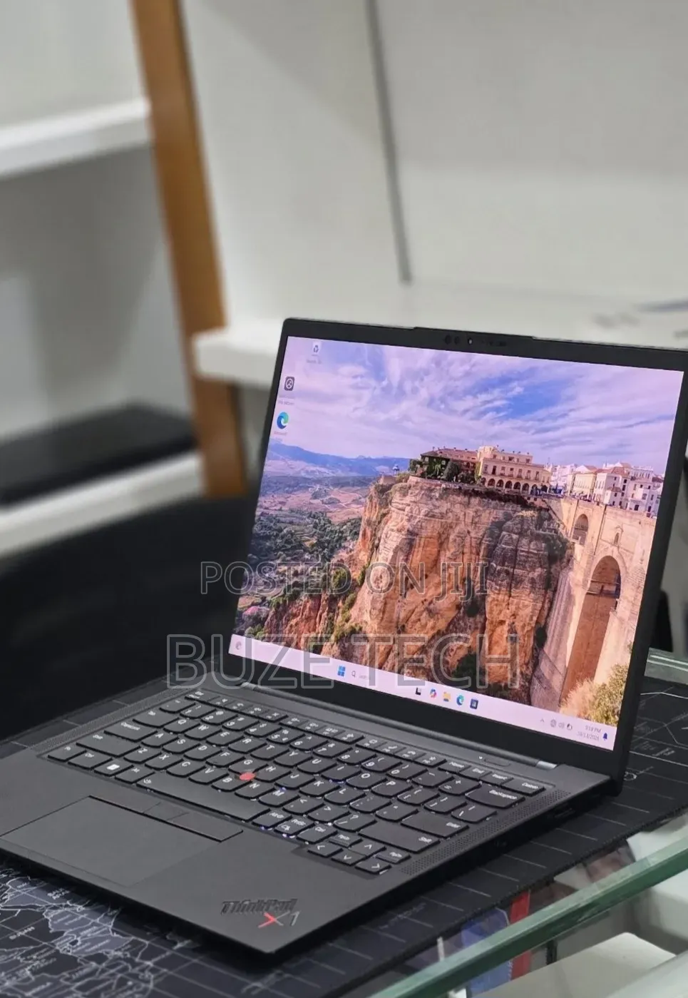 New Laptop Lenovo ThinkPad X1 Carbon 16GB Intel Core i7 SSD 512GB