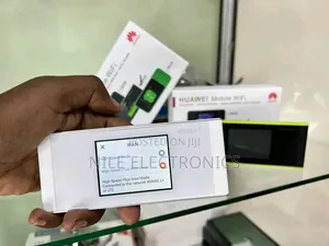 HUAWEI W05 Mobile WiFi 758 MBPS