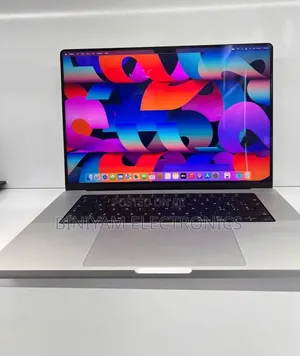 New Laptop Apple MacBook Pro 2021 M1 16GB Apple M1 Pro SSD 1T