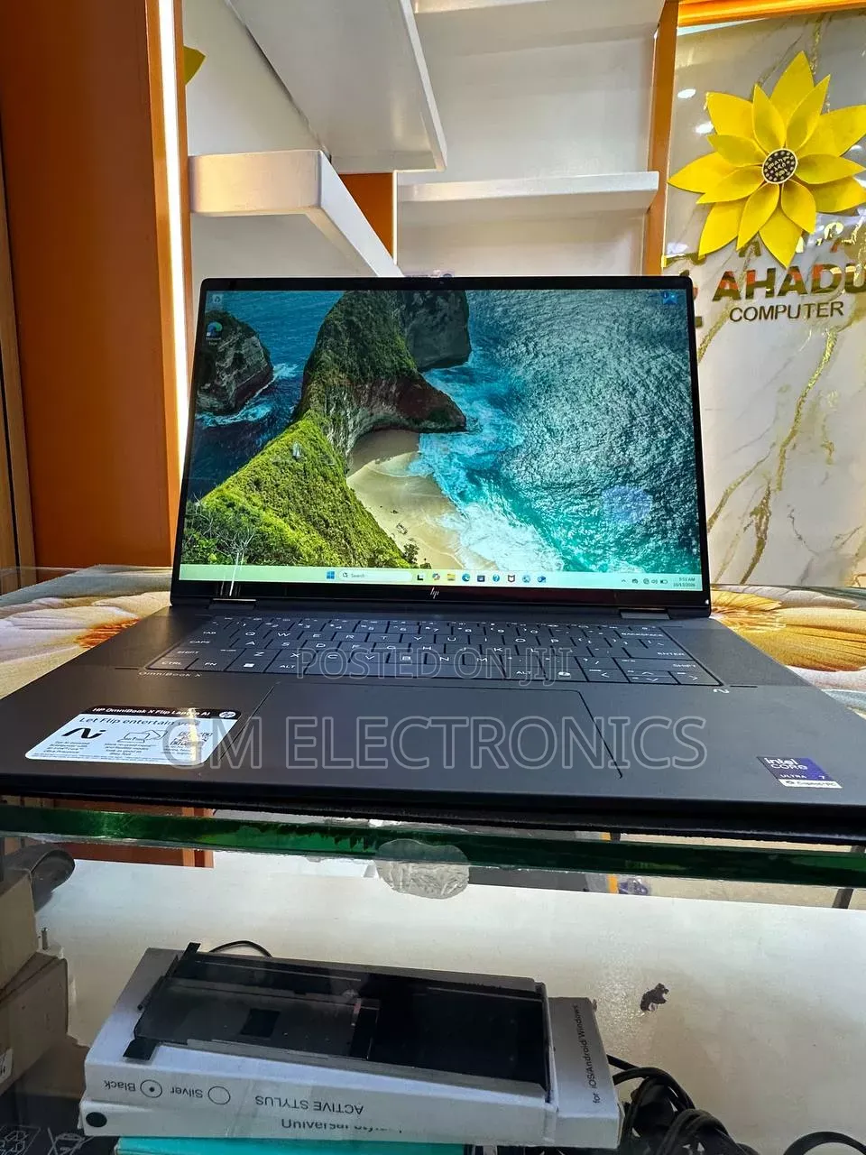New Laptop HP OmniBook 5 Flip 16GB Intel Core Ultra 7 SSD 1T