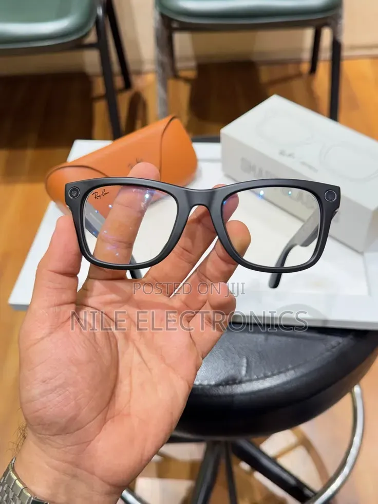 Ray-Ban Meta Wayfarer AI Smart Glasses