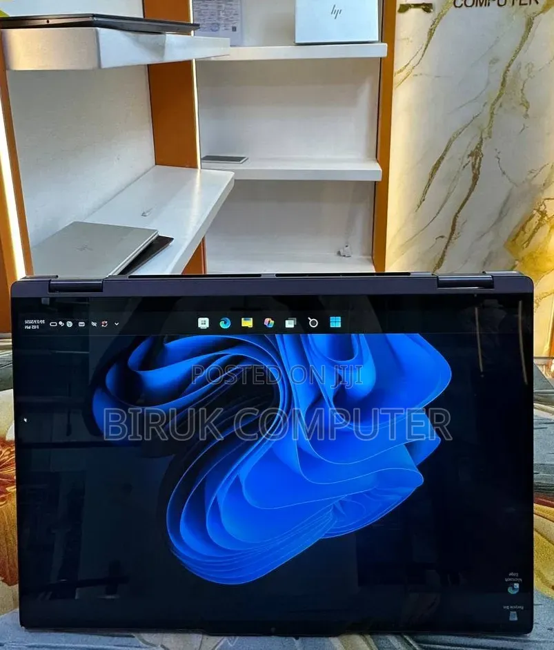 New Laptop Lenovo Yoga 9 16GB Intel Core Ultra 7 SSD 1T