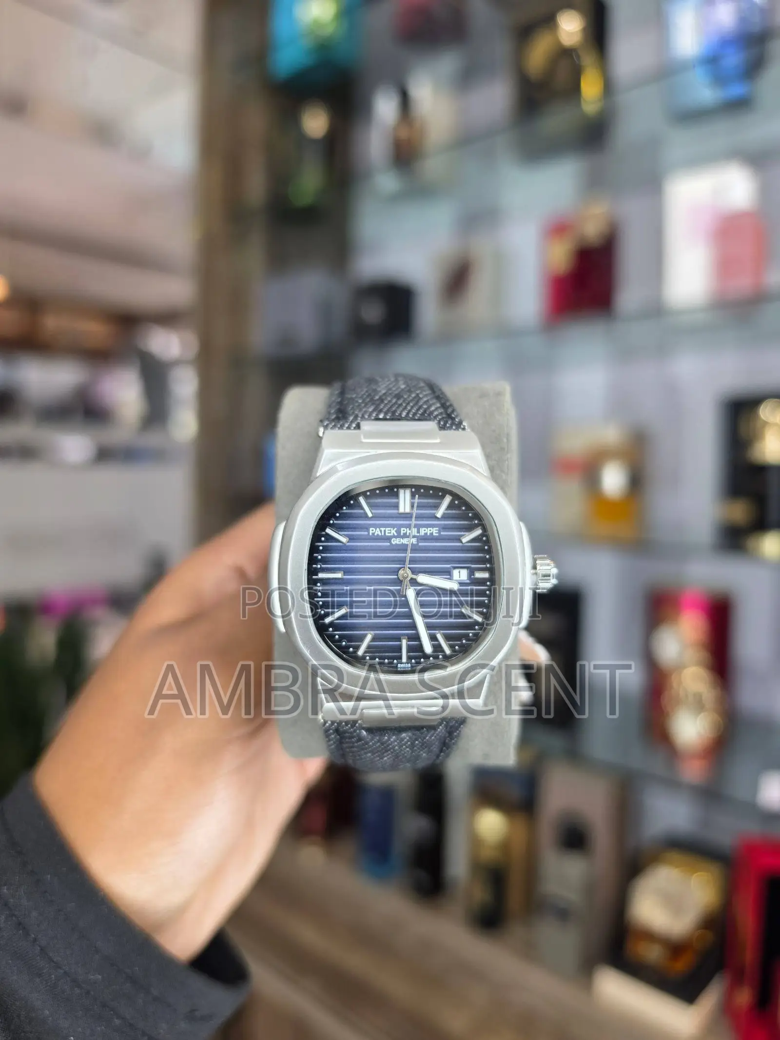 Patek Philippe Geneve Men's Watch (Blue Dial)