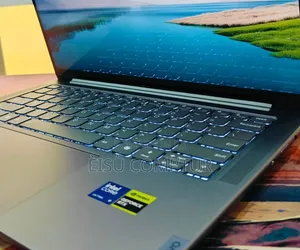 New Laptop Lenovo Yoga 7i 32GB Intel Core Ultra 9 SSD 512GB