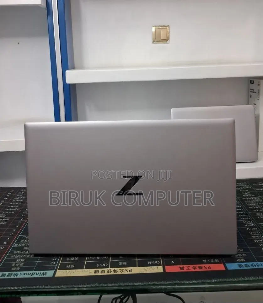 New Laptop HP ZBook Create G7 16GB Intel Core i7 SSD 512GB