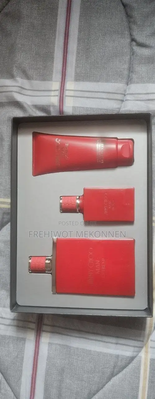 Jimmy Choo Man Extreme Men’s Fragrance Gift Set.