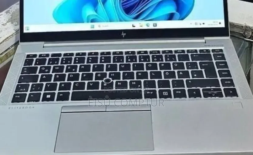 New Laptop HP EliteBook 840 G8 16GB Intel Core i5 SSD 512GB