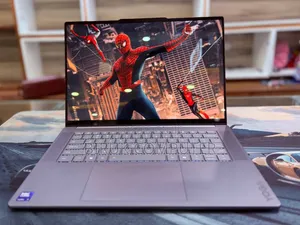 New Laptop Lenovo Yoga 7i 32GB Intel Core Ultra 7 SSD 1T