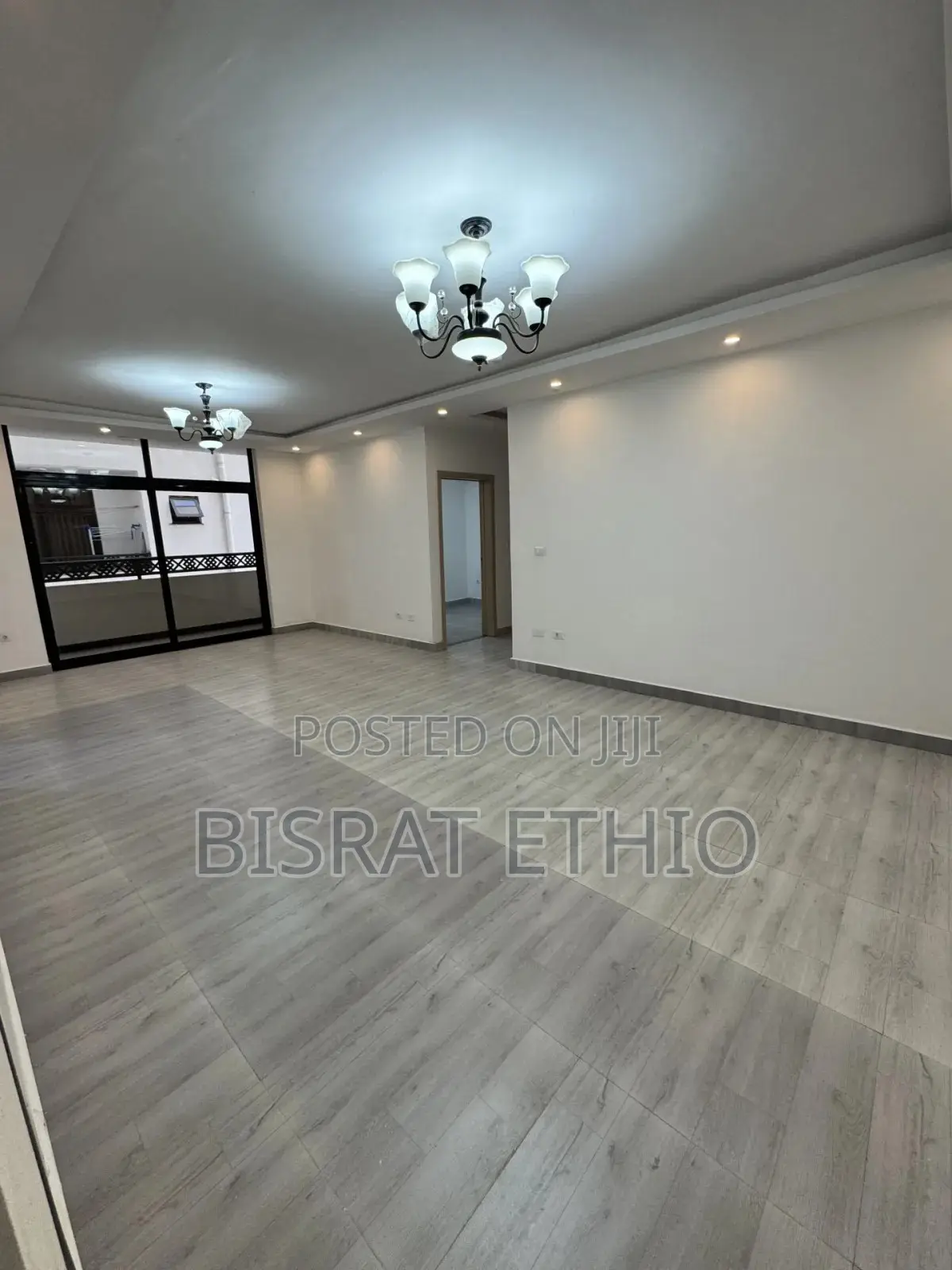 3bdrm Apartment in Lideta for sale