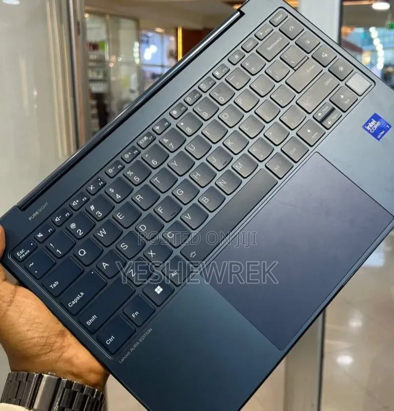 New Laptop Lenovo ThinkPad X1 Carbon 16GB Intel Core Ultra 7 SSD 32GB