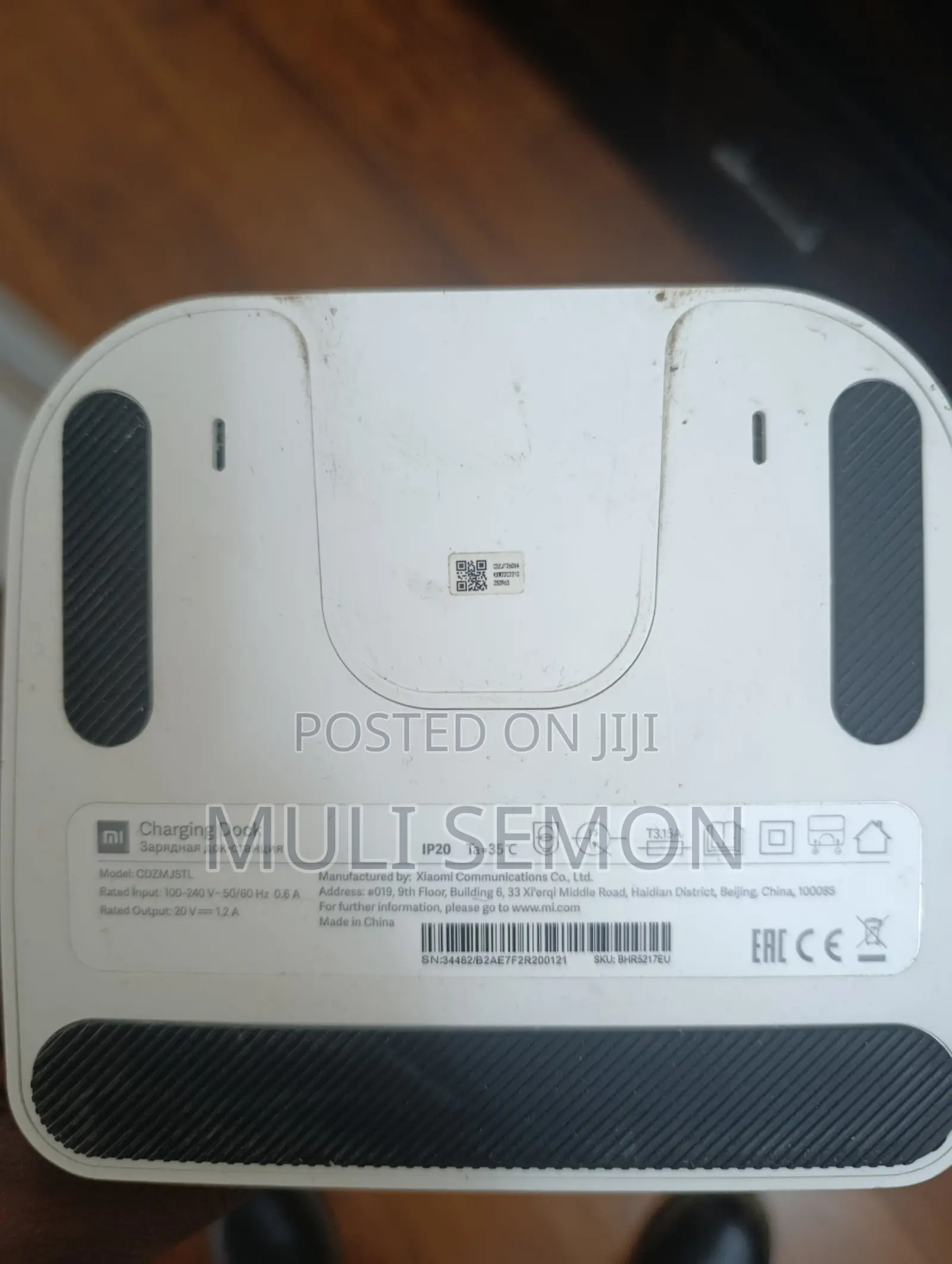 Xiaomi Mi Robot Vacuum & Mop Cleaner + Charging Dock, Like New