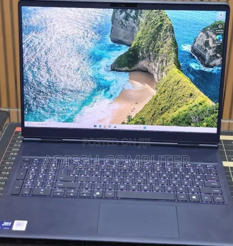 New Laptop Dell Alienware Aurora 16 16GB Intel Core Ultra 7 SSD 1T