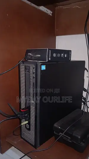 Desktop Computer HP ProDesk 400 8GB Intel Core i7 HDD 1T