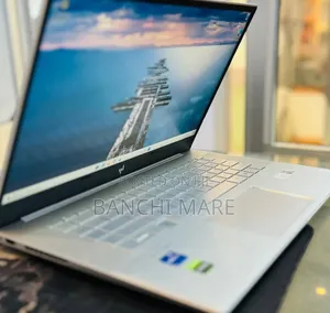 New Laptop HP Envy 15 16GB Intel Core i7 SSD 512GB