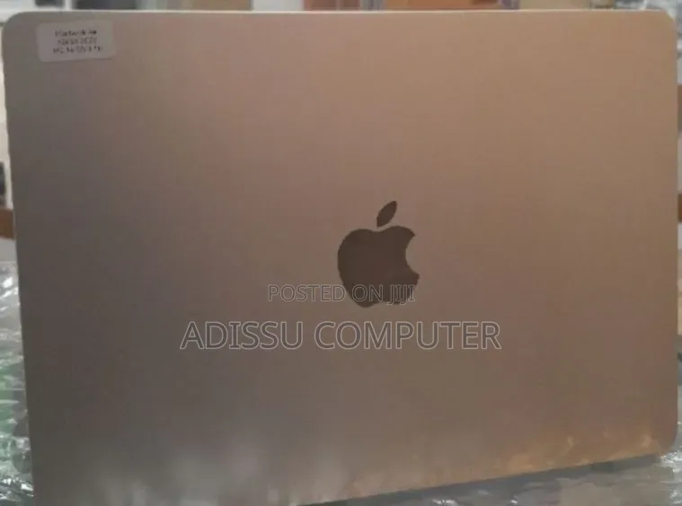 New Laptop Apple MacBook Air 2022 M2 16GB Apple M1 SSD 1T