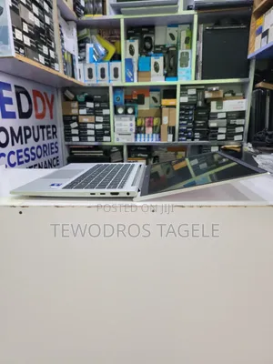 New Laptop HP EliteBook 830 G7 16GB Intel Core i7 SSD 512GB