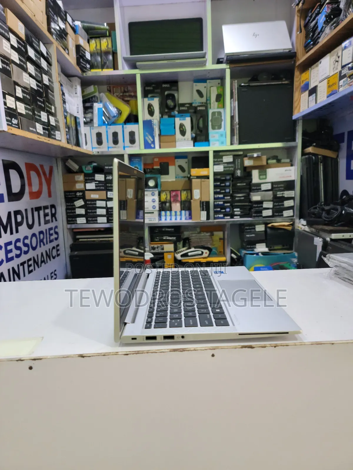 New Laptop HP EliteBook 830 G7 16GB Intel Core i7 SSD 512GB