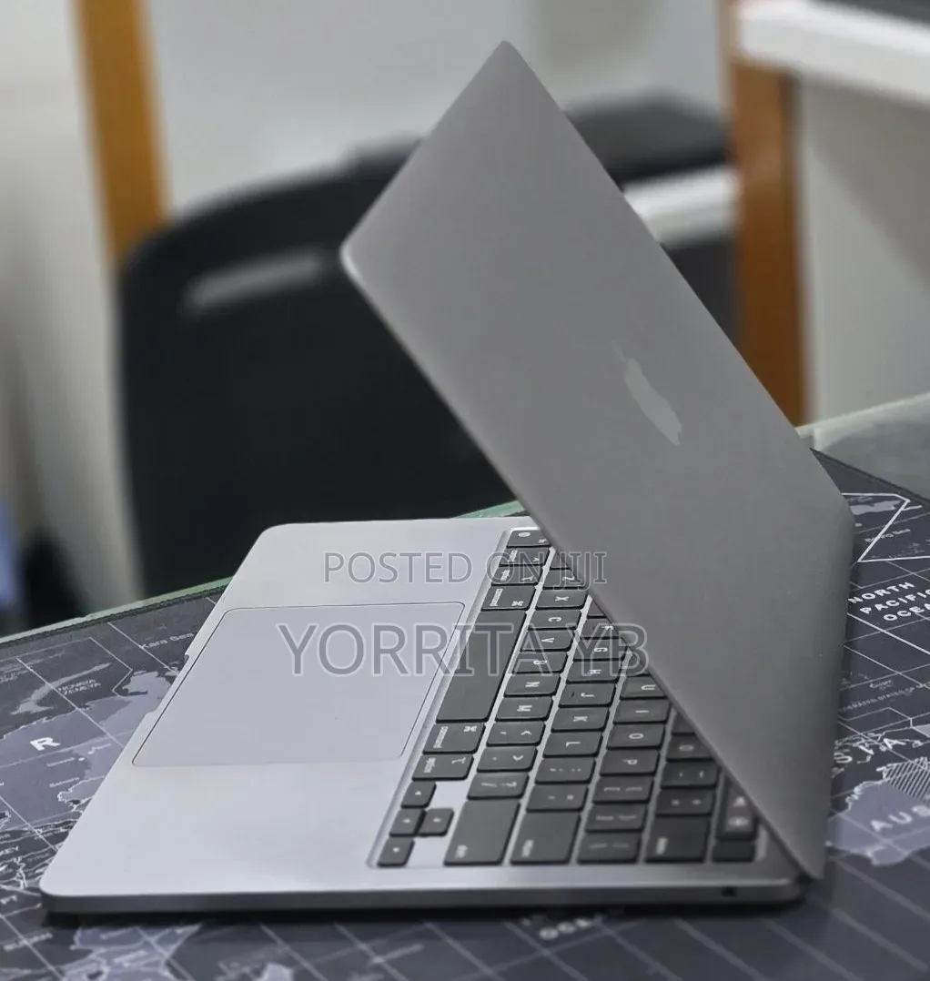 New Laptop Apple MacBook Air 2020 M1 16GB Apple M1 Pro SSD 256GB
