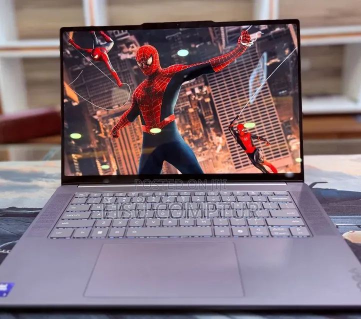 New Laptop Lenovo Yoga 11e 32GB Intel Core Ultra 7 SSD 1T