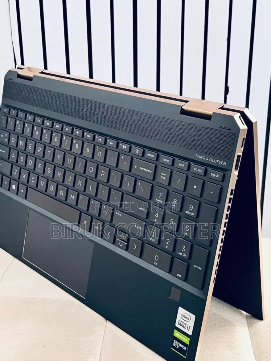 New Laptop HP Spectre X360 15 16GB Intel Core i7 SSD 1T