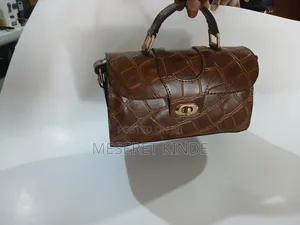 100% የኢትዮጵያ የተፈጥሮ ቆዳ የሴቶች ቦርሳ (Genuine Leather Handbag)