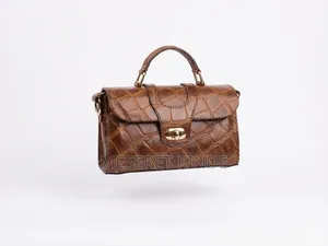 100% የኢትዮጵያ የተፈጥሮ ቆዳ የሴቶች ቦርሳ (Genuine Leather Handbag)