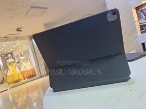 New Apple iPad Pro 12.9  (2015) 256 GB