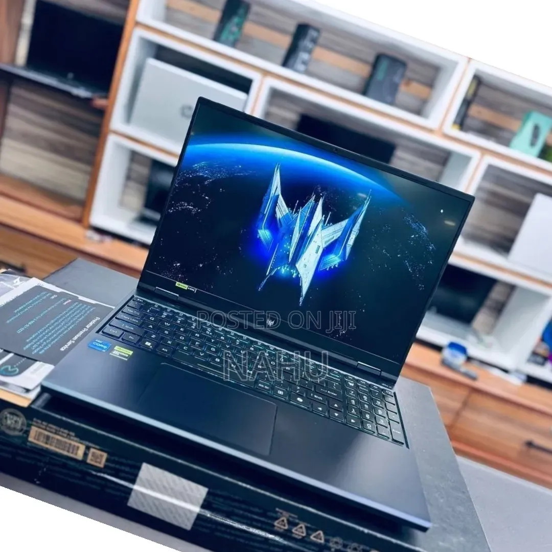 New Laptop Acer Predator Helios 300 16GB Intel Core i9 SSD 1T