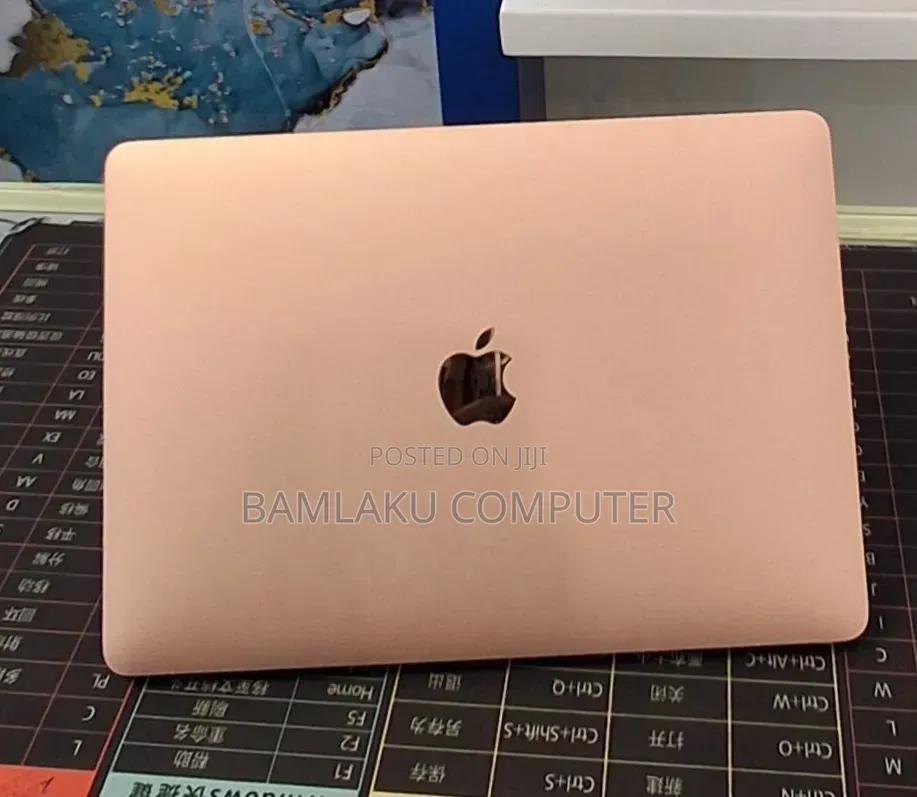 New Laptop Apple MacBook Air 2020 M1 8GB Apple M1 SSD 256GB
