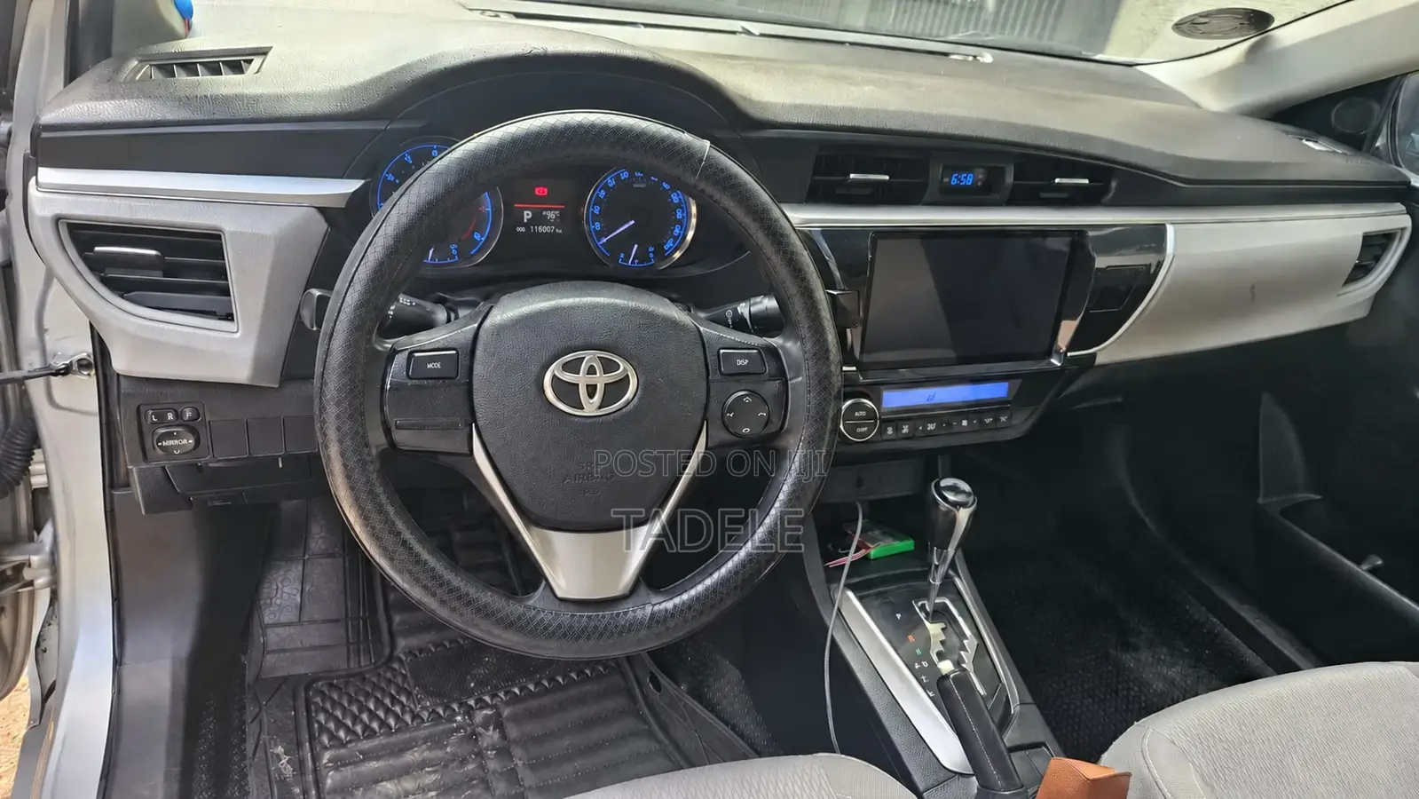 Toyota Corolla 2016 Silver