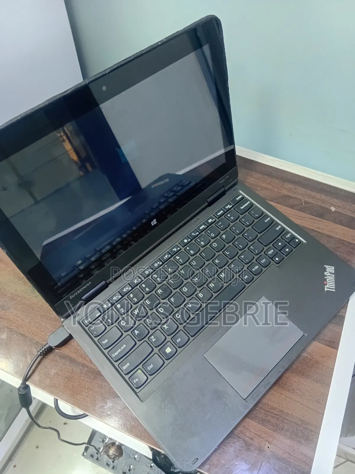 New Laptop Lenovo Yoga 11e 4GB Intel Core 2 Duo HDD 500GB