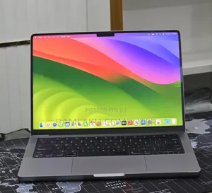 New Laptop Apple MacBook Pro 2023 M3 Pro 8GB Apple M3 Pro SSD 512GB