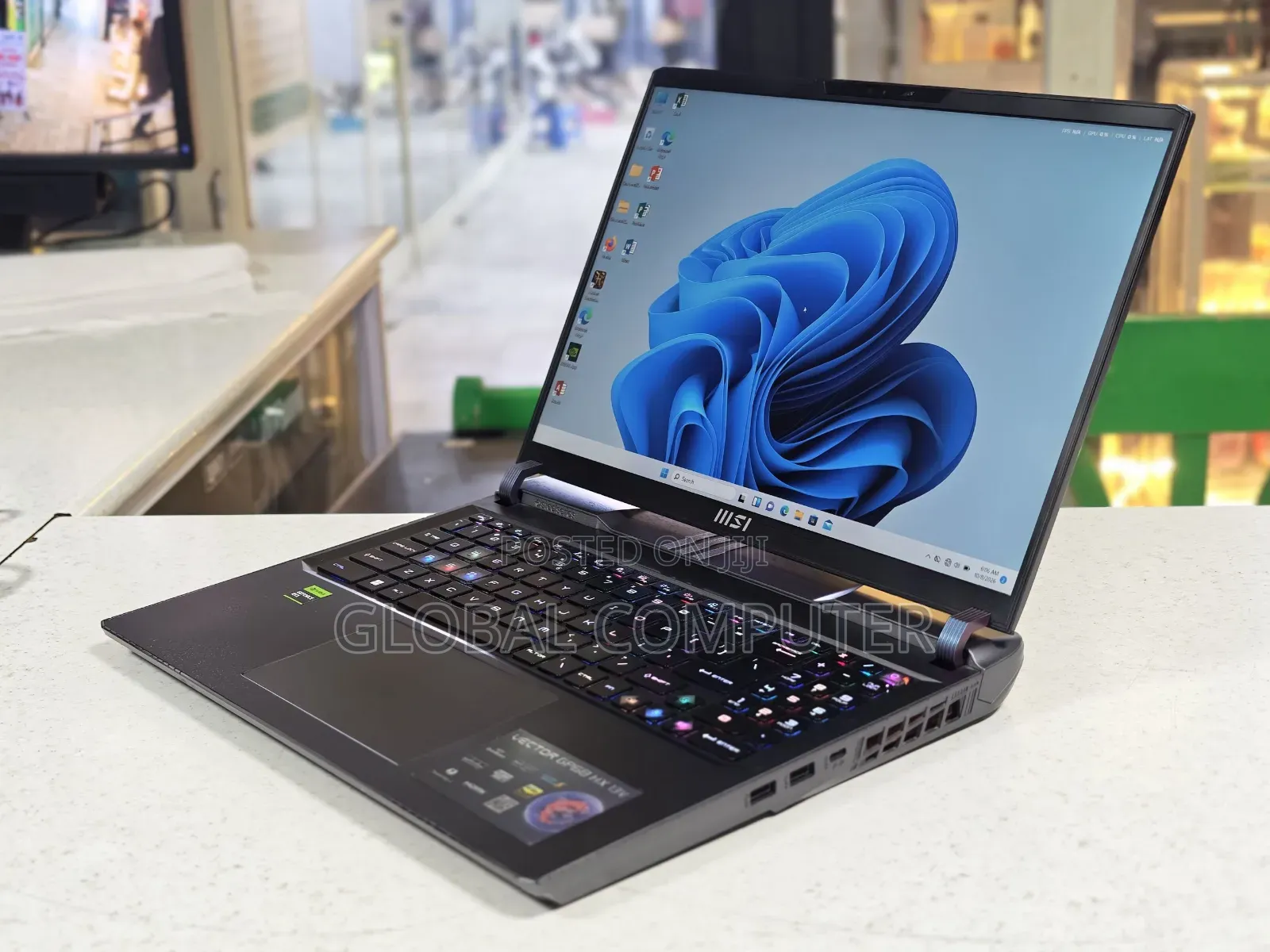 New Laptop MSI Vector GP66HX 12UGS 32GB Intel Core i9 SSD 1T