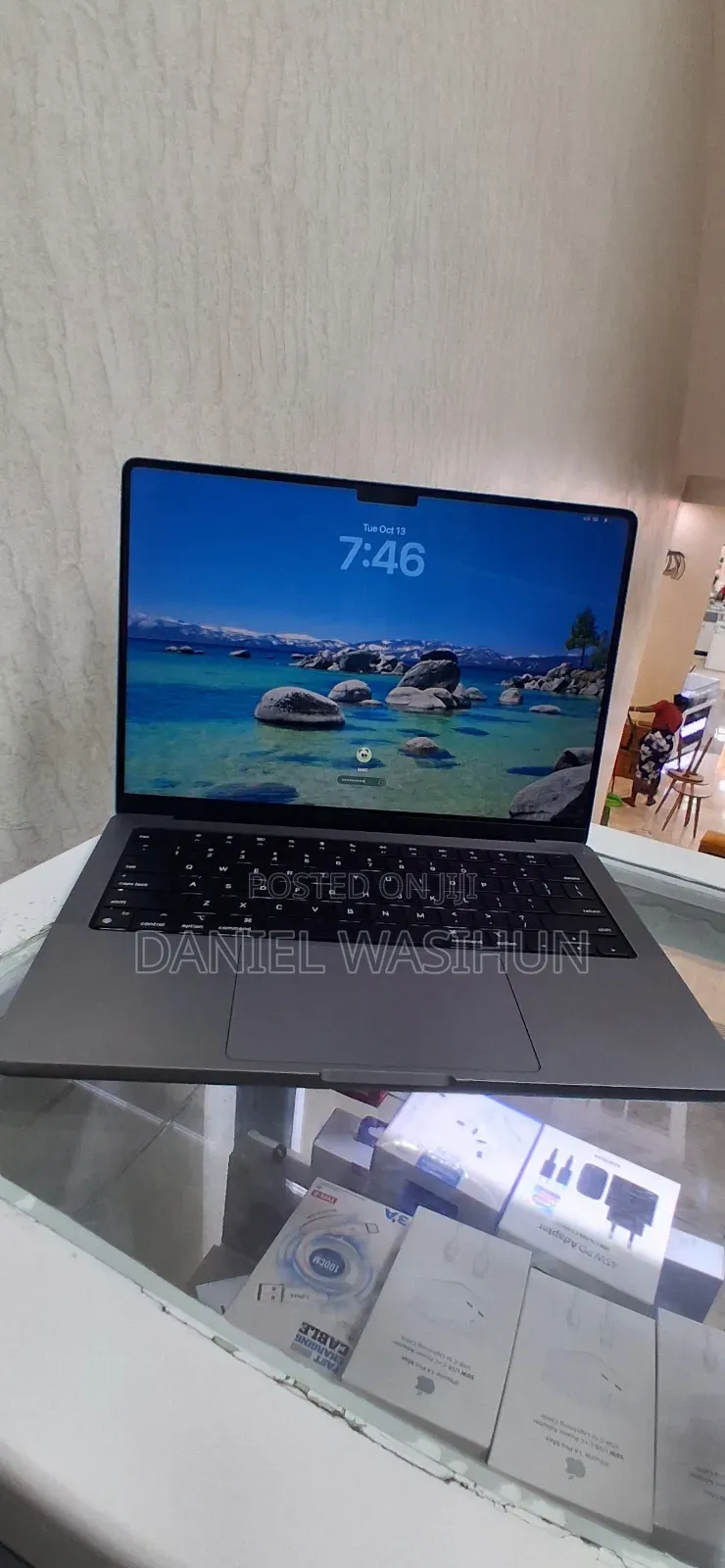 New Laptop Apple MacBook Pro 2021 M1 32GB Apple M1 Max SSD 512GB