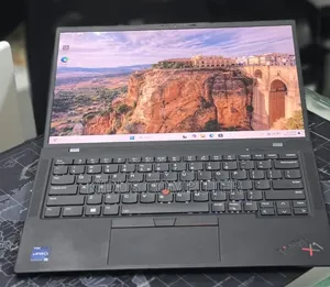 New Laptop Lenovo ThinkPad X1 Carbon 16GB Intel Core i7 SSD 512GB